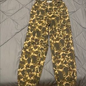 Everlane Camouflage Wide Leg Pants